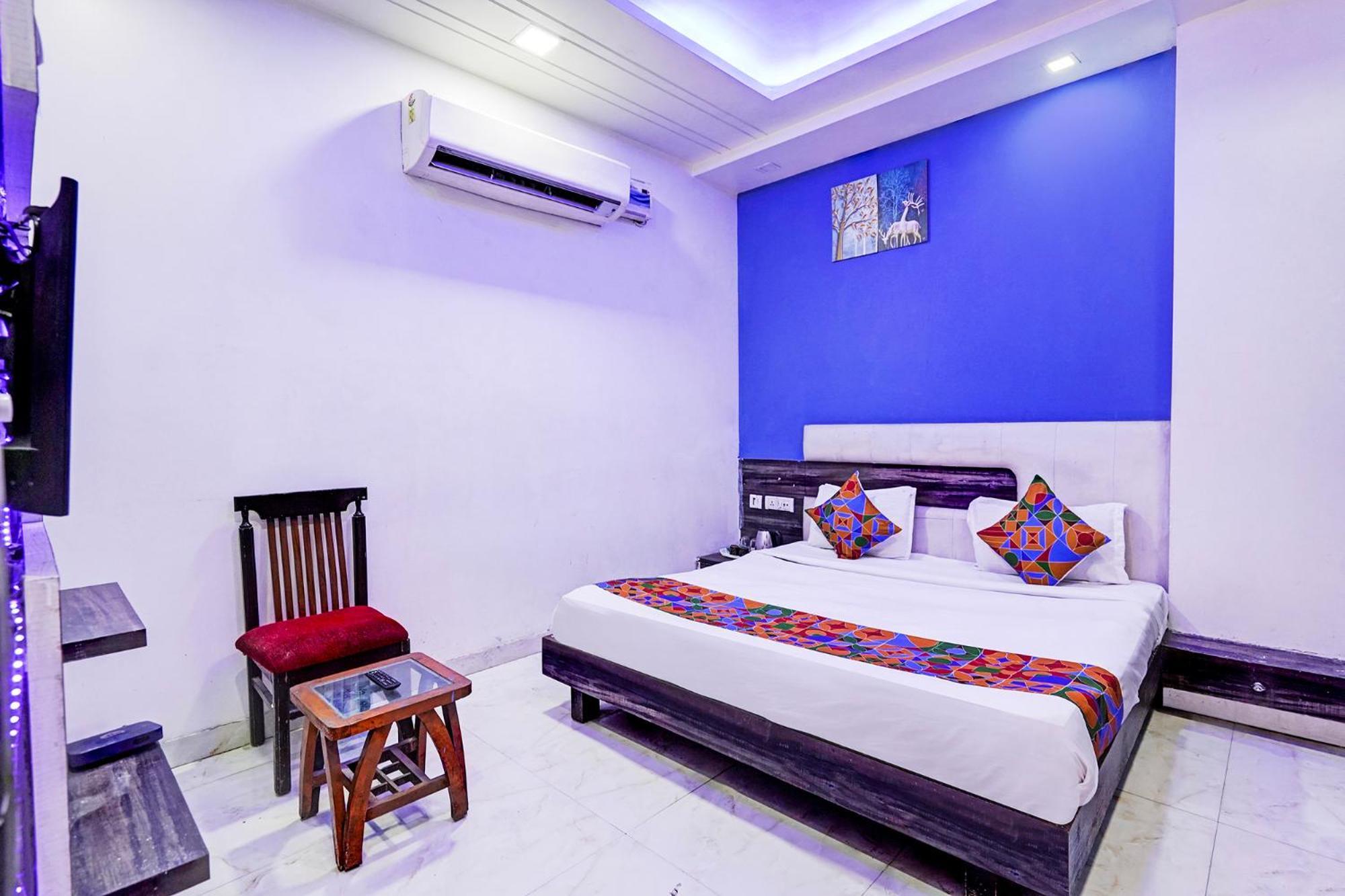 Fabhotel Season Grand Дели Экстерьер фото