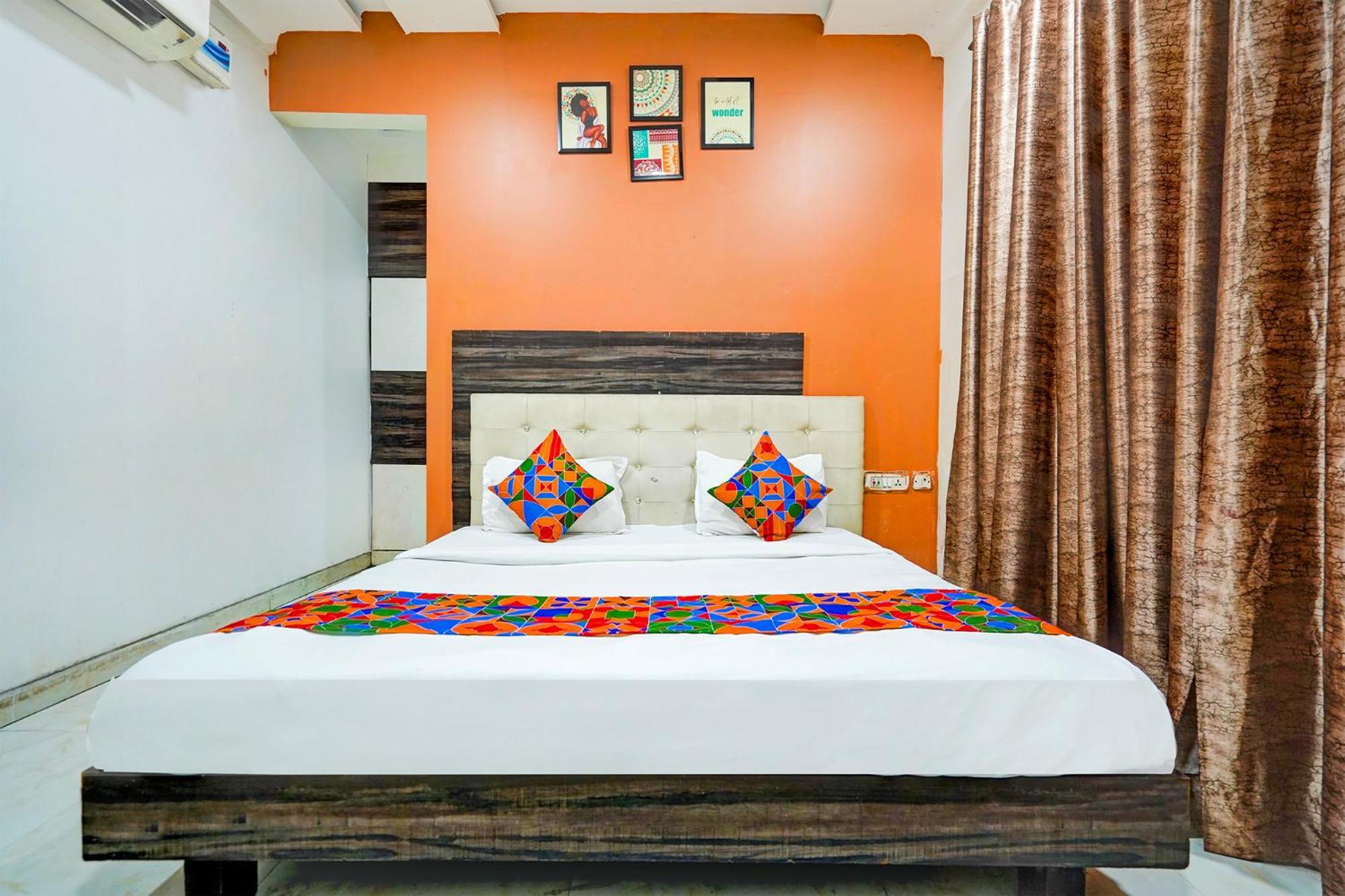 Fabhotel Season Grand Дели Экстерьер фото