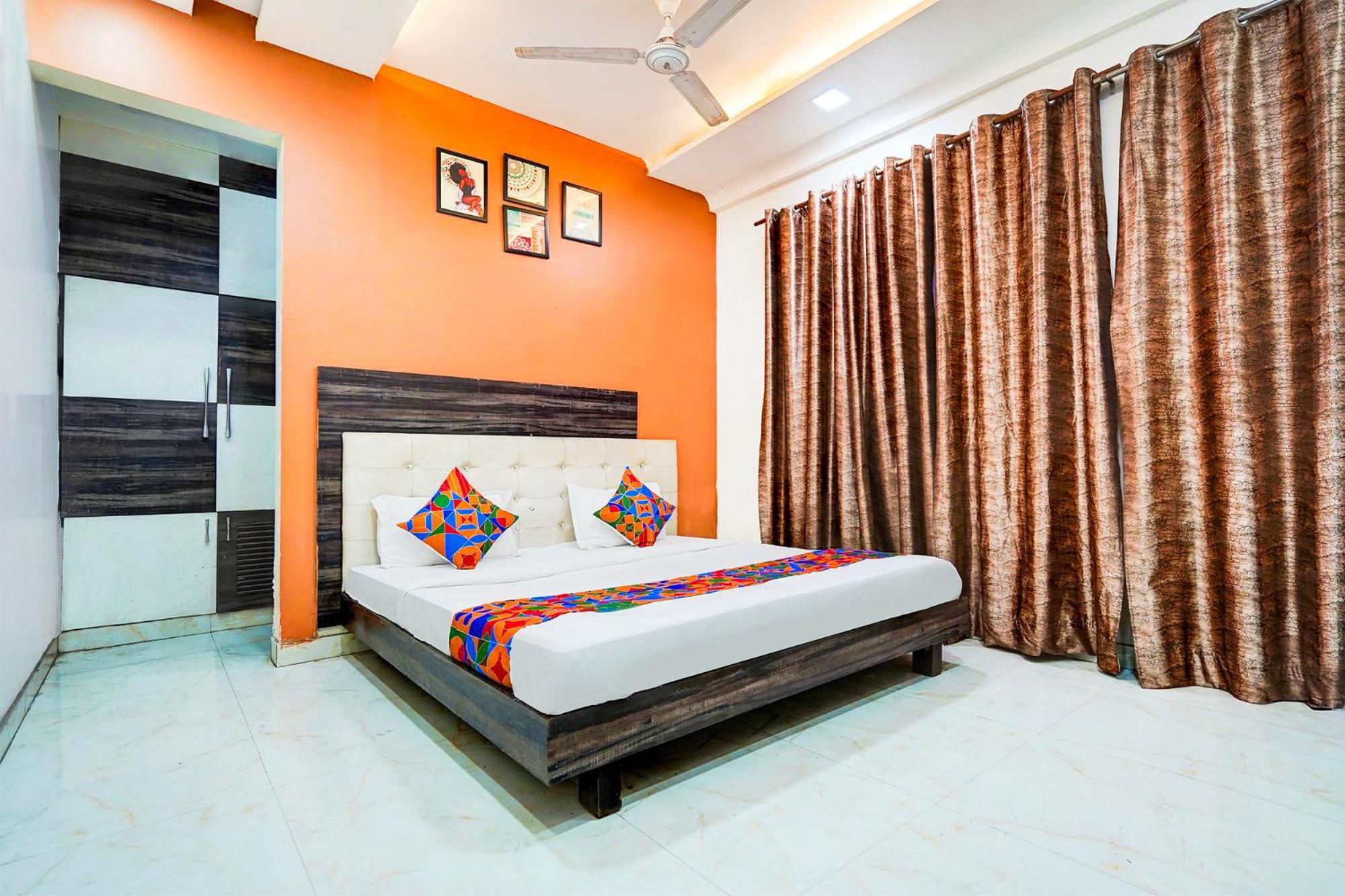 Fabhotel Season Grand Дели Экстерьер фото