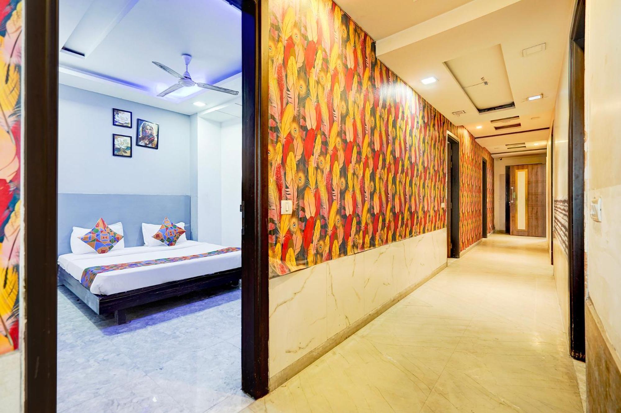 Fabhotel Season Grand Дели Экстерьер фото